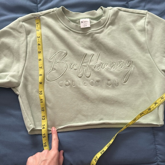 Buffbunny Cloud Cropped Top (Medium) - Picture 4 of 6